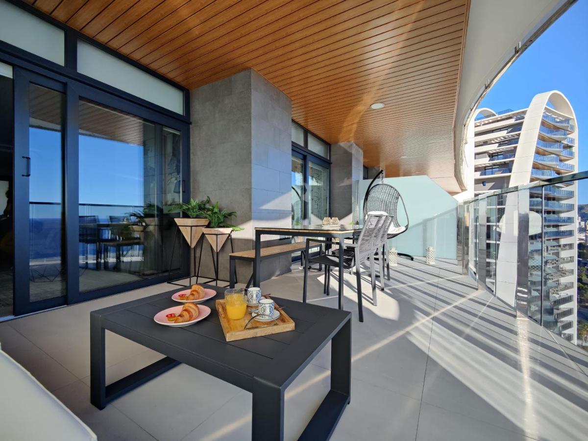 Sunset Waves Superb Apartments 베니돔 외부 사진